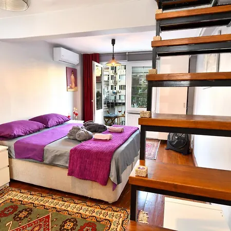 Apartment The Maiden Tower From Your Bedroom Romantic View, In Taksim Square *