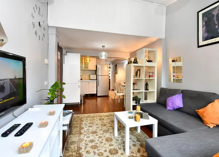 The Maiden Tower From Your Bedroom Romantic View, In Taksim Square * İstanbul