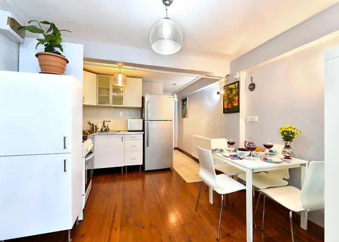 The Maiden Tower From Your Bedroom Romantic View, In Taksim Square * İstanbul