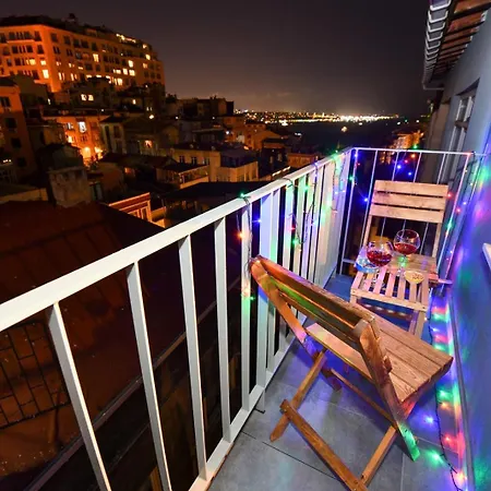アパート The Maiden Tower From Your Bedroom Romantic View, In Taksim Square *